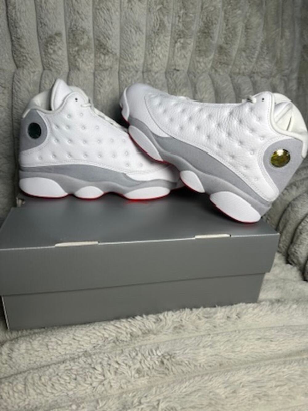 Air Jordan 13 Retro Wolf Grey 2023 Mens Size 11 White Red 414571-160 New Box